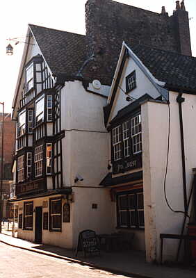 The Hatchet, Frogmore Street - 1606