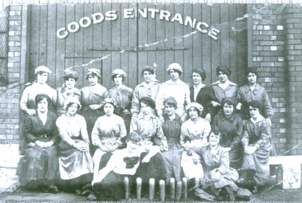 Strachan & Henshaw women munition workers