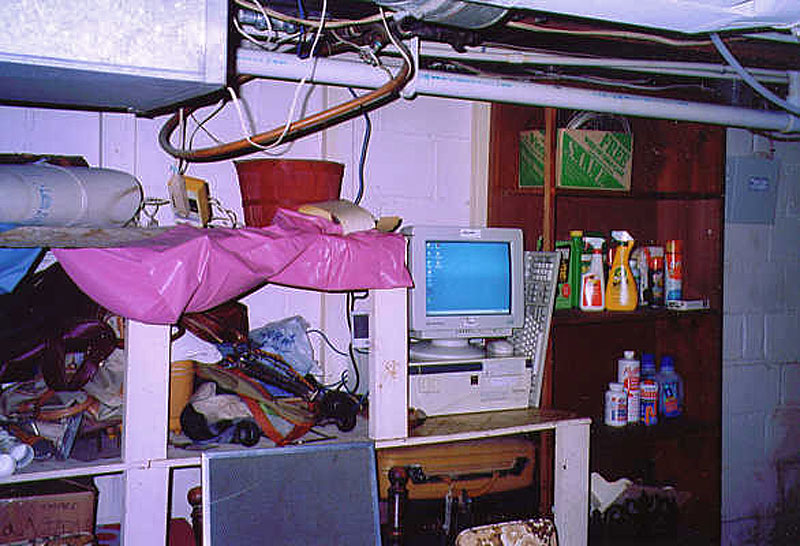 2003 Server in the Cellar