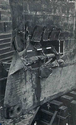 Damage to HMS Gambia's bows after the collision with HMS Phoebe