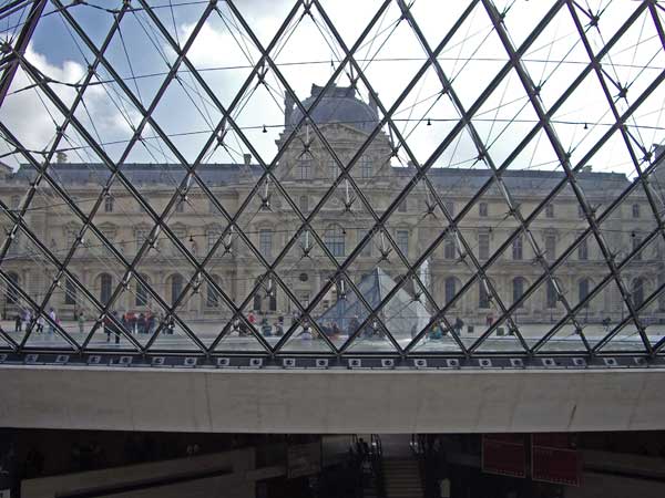 A  last look at the Louvre