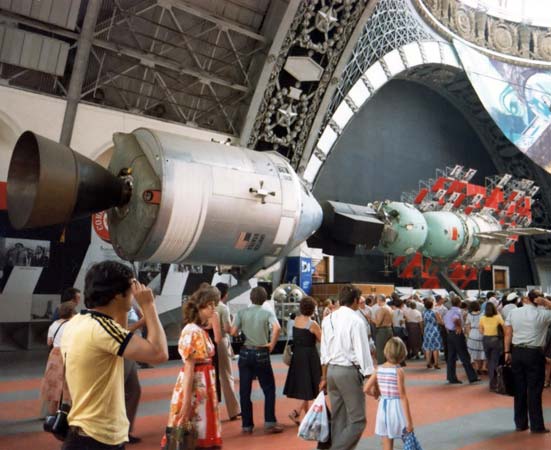 BAHX-VDNKh: Apollo / Soyuz