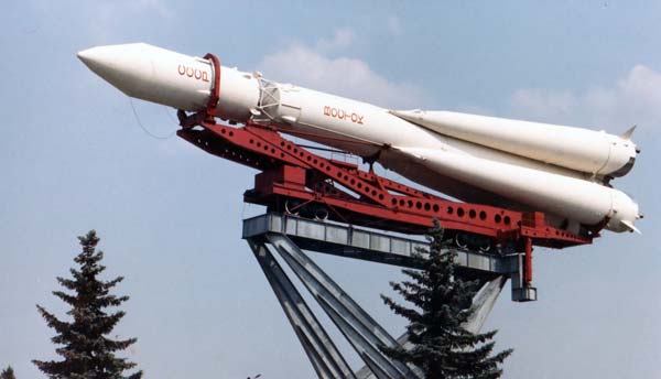 BAHX-VDNKh: Vostok Launcher