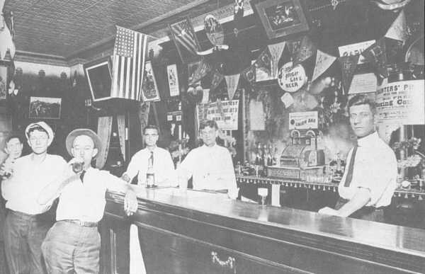 Ed Light's Saloon - 1914